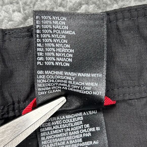 The North Face Women’s 100% Nylon Hiking Shorts size 6 Black - Picture 6 of 16